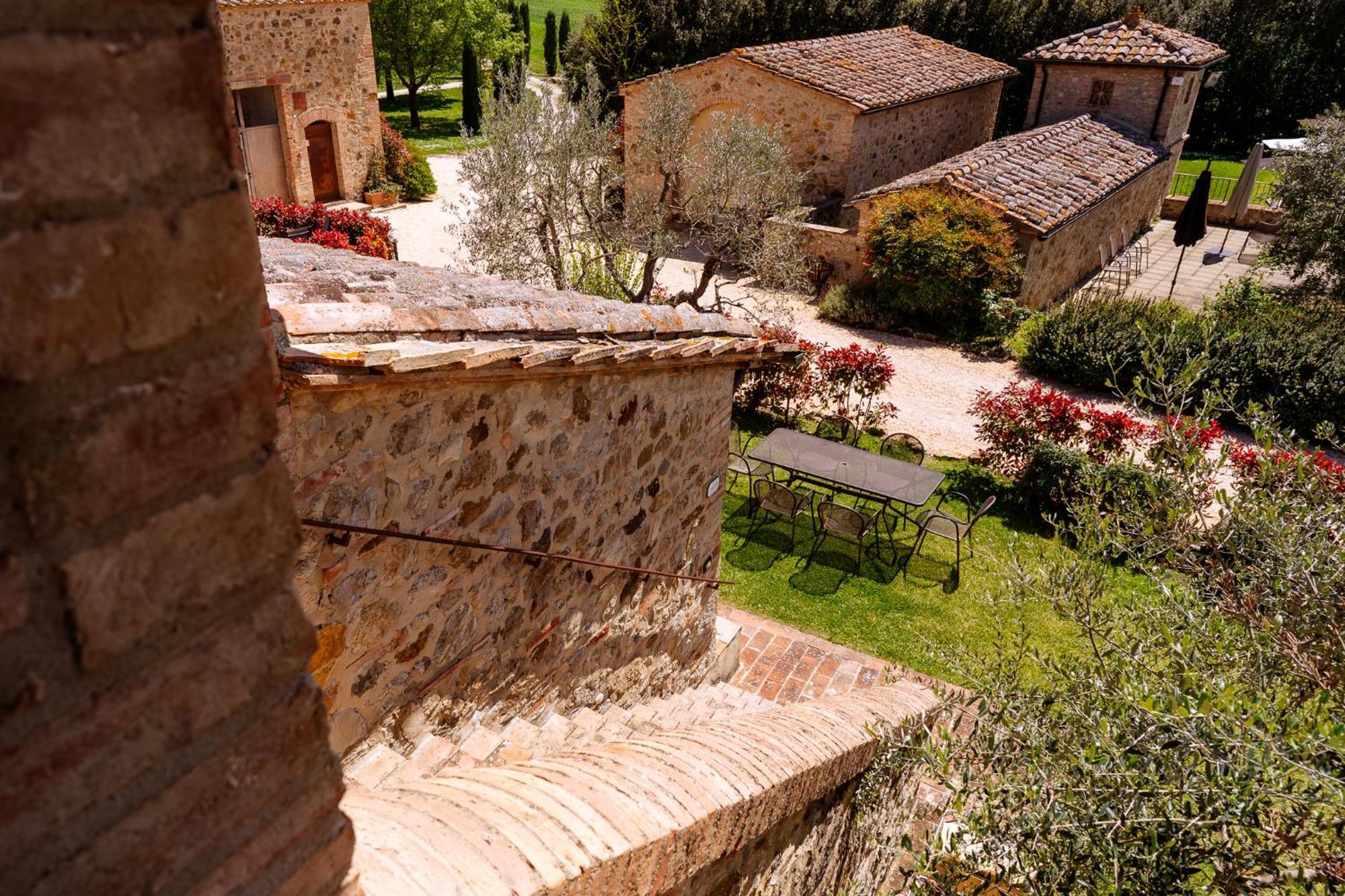 Villa Le Beringhe - Wine Pool & Relax Colle Val D'Elsa Exteriör bild